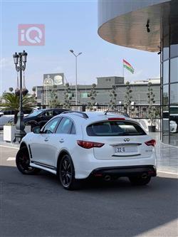 انفنتي QX70